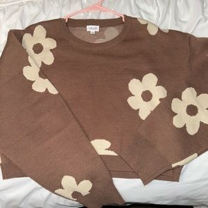Boutique Brown Flower Crop Sweater